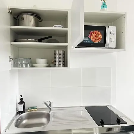 Yanluc 101 Apartman Chantilly
